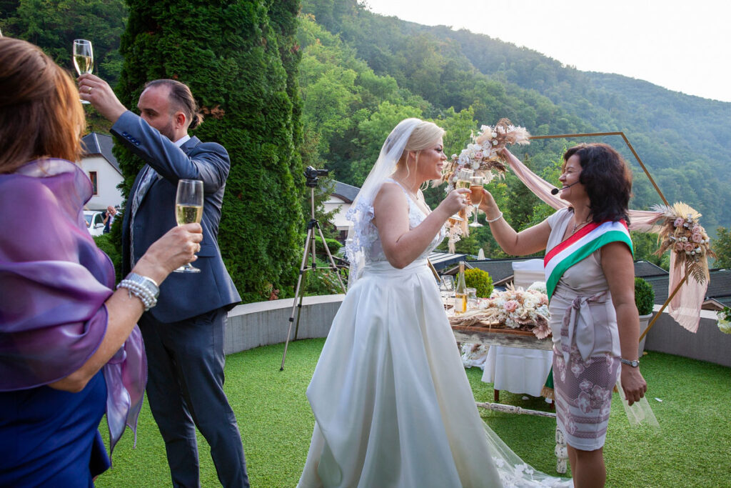 monika-szertartasvezeto-1117